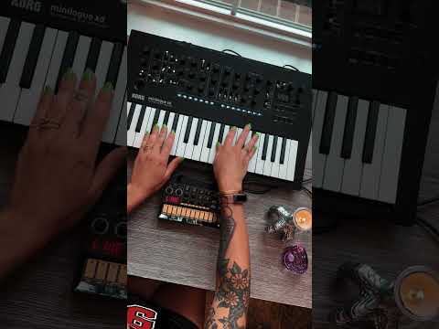 Korg Minilogue XD BW по цене 92 000 ₽