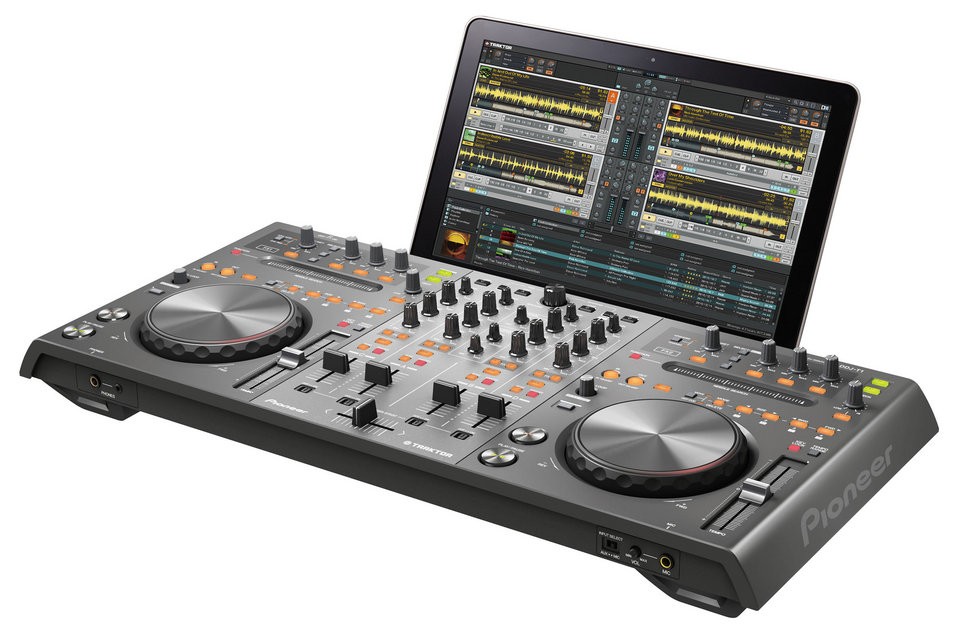 Pioneer DDJ-T1 TRAKTOR PIONEER DDJ-T1 - 器材