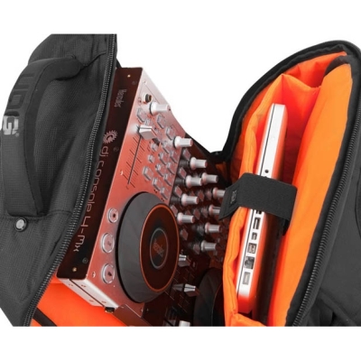 UDG Ultimate Backpack Black/Orange Inside по цене 13 120 ₽