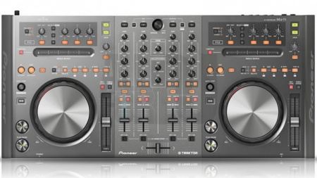 Pioneer DDJ-T1 по цене 26 500.00 руб.