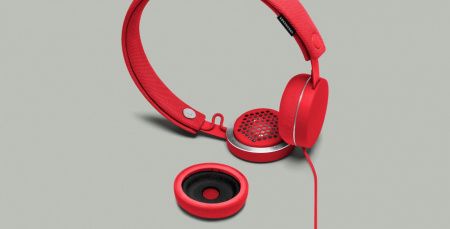 URBANEARS HUMLAN Tomato по цене 3 490 руб.